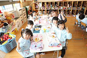 ホットケーキパーティ　　ひまわり・たんぽぽ・すみれ