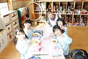 ホットケーキパーティ　　ひまわり・たんぽぽ・すみれ