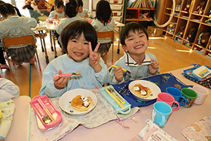 ホットケーキパーティ　　ひまわり・たんぽぽ・すみれ