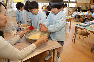 ホットケーキパーティ　　ひまわり・たんぽぽ・すみれ