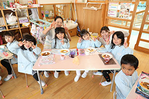 ホットケーキパーティ　　ばら・さくら