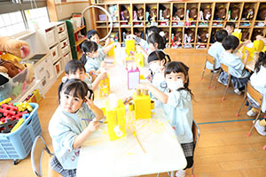 作品展の制作活動　たんぽぽ