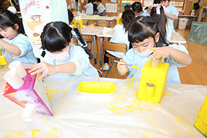 作品展の制作活動　たんぽぽ