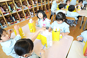 作品展の制作活動　たんぽぽ