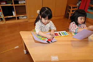 獅子舞の制作　あひる