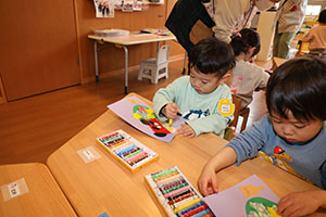 獅子舞の制作　あひる