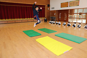 体操教室　ーマットー　すみれ