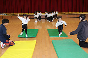 体操教室　ーマットー　すみれ