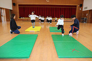 体操教室　ーマットー　ばら