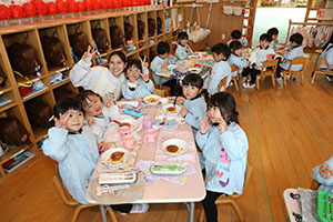 ホットケーキパーティ　りす・こあら・きりん