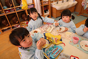 ホットケーキパーティ　りす・こあら・きりん