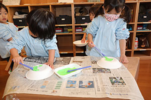 作品展の制作活動とマラソンの様子　ぺんぎん