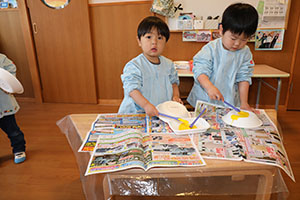 作品展の制作活動とマラソンの様子　ぺんぎん