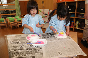 作品展の制作活動とマラソンの様子　ぺんぎん