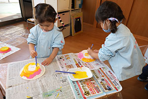 作品展の制作活動とマラソンの様子　ぺんぎん