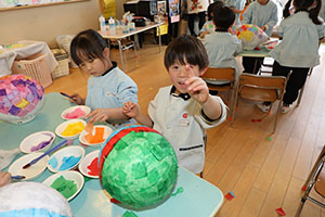 張り子の制作　D