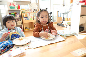 ホットケーキパーティ　2歳児クラス