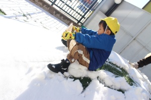 雪遊びたのしかったね⛄　2歳児クラス　