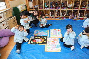 絵画教室　ばら・すみれ