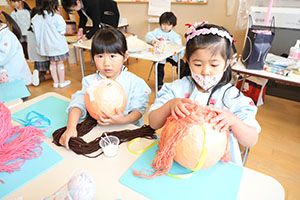 作品展の制作活動　ばら