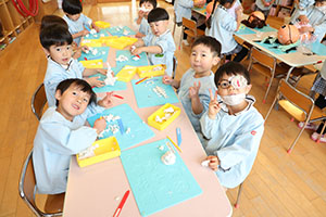 作品展の制作活動　ばら