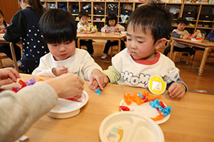 作品展の制作活動　ひよこ