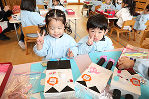 作品展の制作活動　きりん