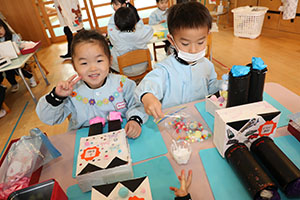 作品展の制作活動　きりん