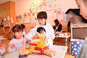 作品展の制作活動　うさぎ