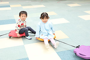 スクーターボード・三輪車楽しかったね　あひる