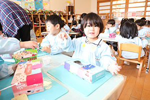 作品展の制作活動　ことり