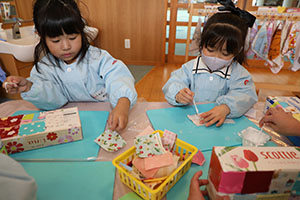 作品展の制作活動　ことり