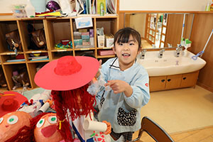 作品展の制作活動　すみれ