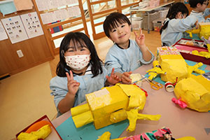 作品展の制作活動　たんぽぽ