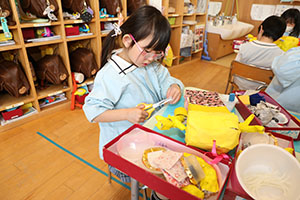 作品展の制作活動　たんぽぽ