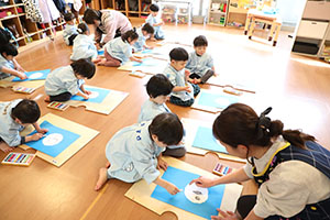 絵画教室　楽しかったね　ひよこ