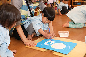 絵画教室　楽しかったね　ひよこ