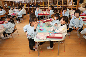 作品展の制作活動　D