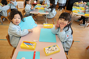 作品展の制作活動　きりん