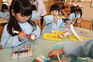 作品展の制作活動　ことり