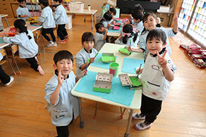 作品展の制作活動　たんぽぽ