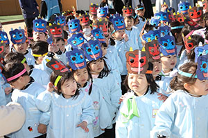 節分　みんなで豆まきをしました　全園児　　NO．1