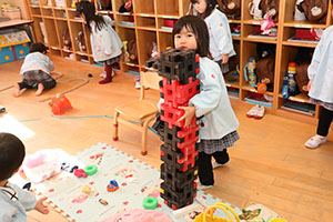 作品展のかんばんの制作　りす・きりん