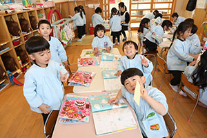 作品展の制作活動　ばら