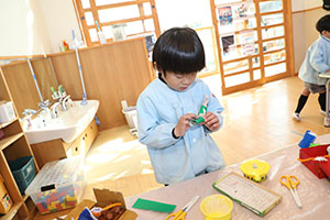 作品展の制作活動　すみれ