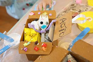 作品展の制作活動　すみれ