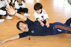 体操教室　ー跳び箱ー　すみれ