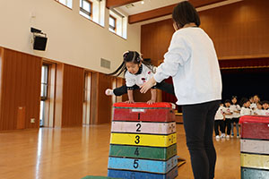 体操教室　ー跳び箱ー　ばら