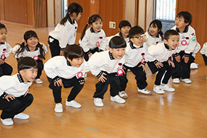 体操教室　ー跳び箱ー　ばら