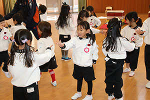 体操教室　ー跳び箱ー　ばら